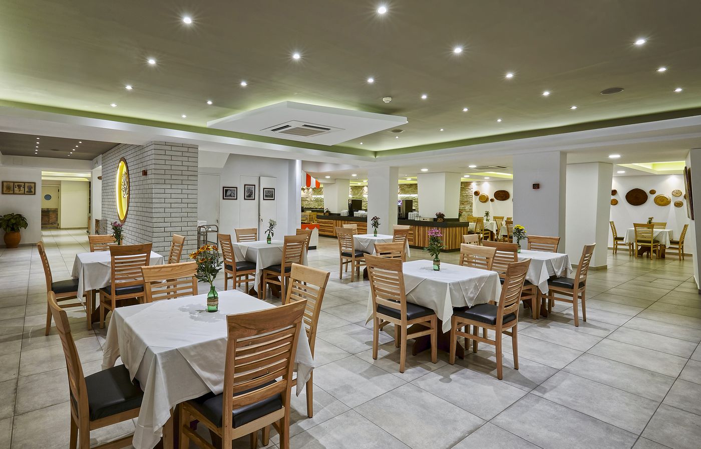 Arminda-Hotel-Restaurant-37