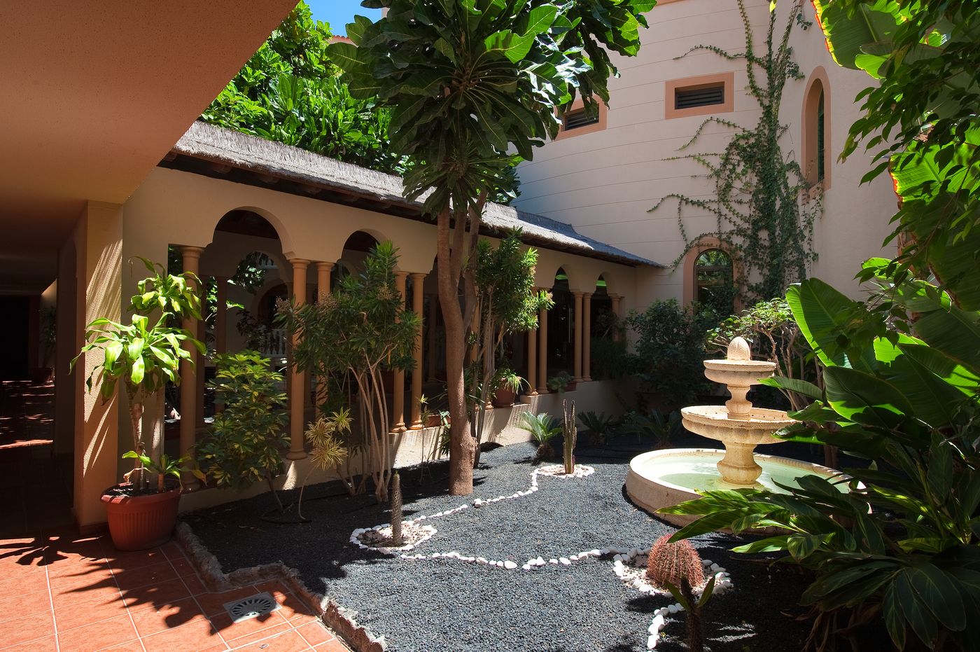 Elba Lucia Sport & Suite Hotel