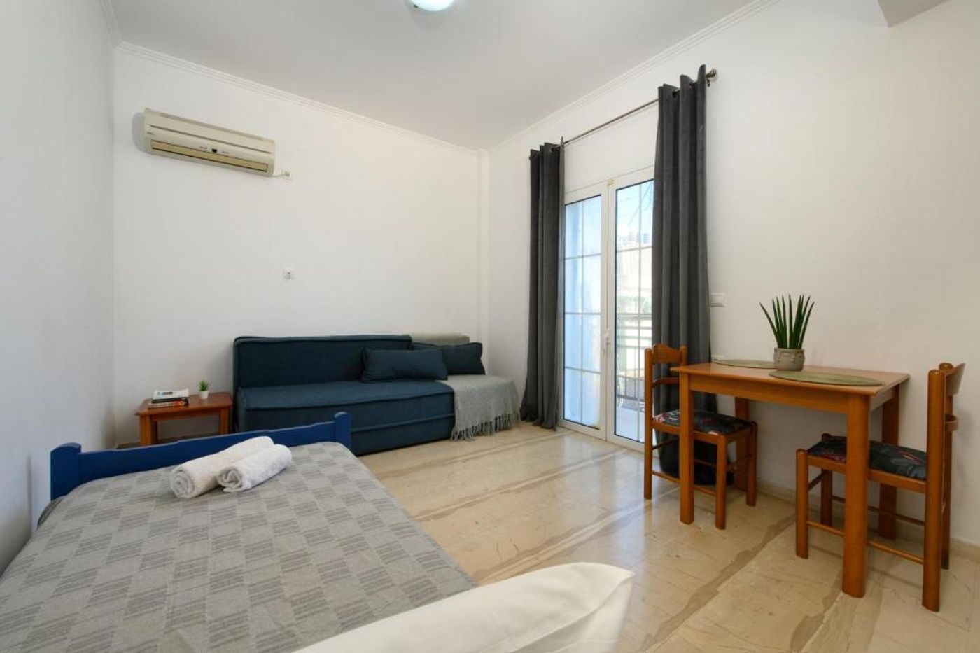 Aquarius-Beach-Hotel-Room-36