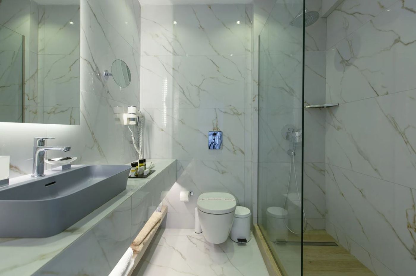 Hotel-Kassandra-Bay-Room-51