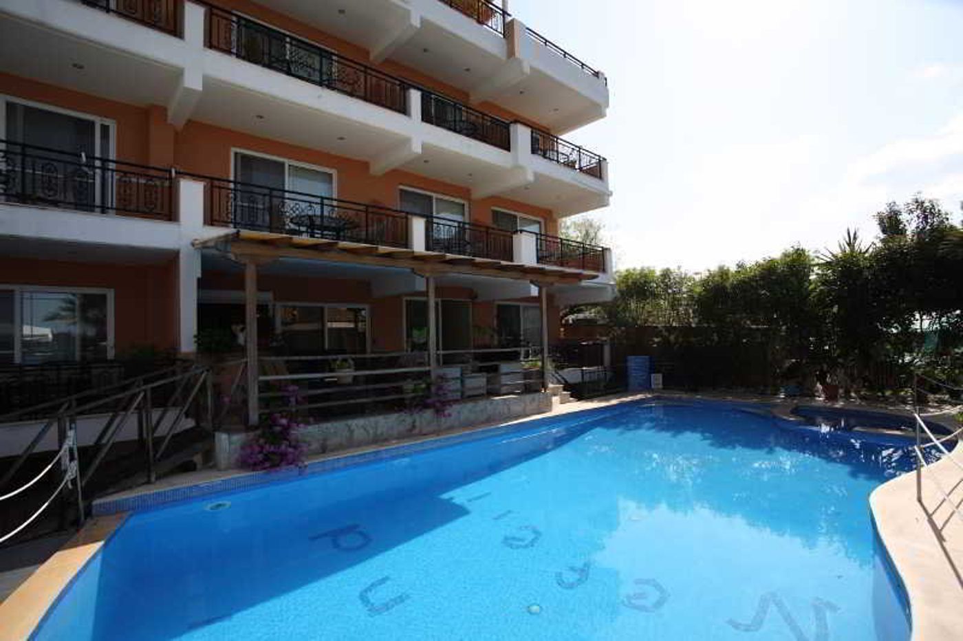 Grand-Nefeli-General-view-4