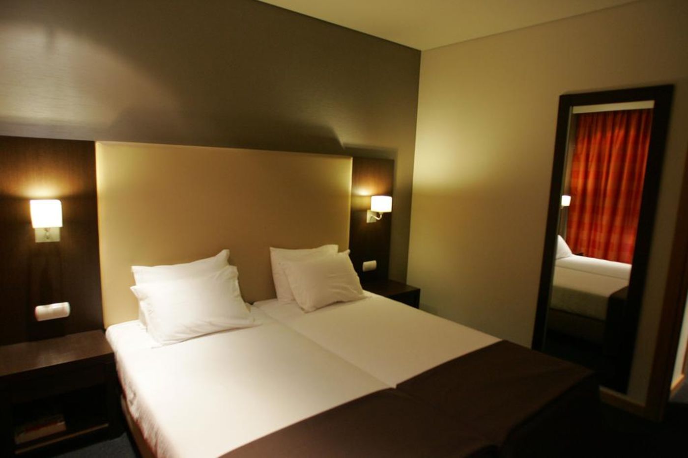 Lisboa-Central-Park-Room-18