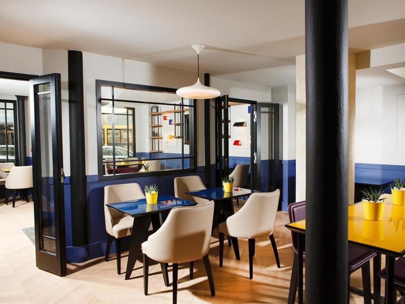 Hotel-Les-Matins-de-Paris-General-view-14