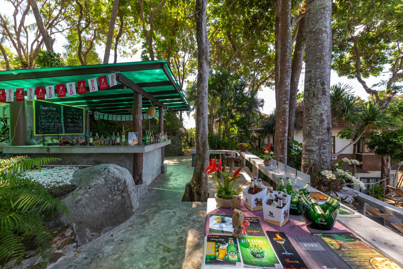 Secret-Cliff-Villa-Bar-14