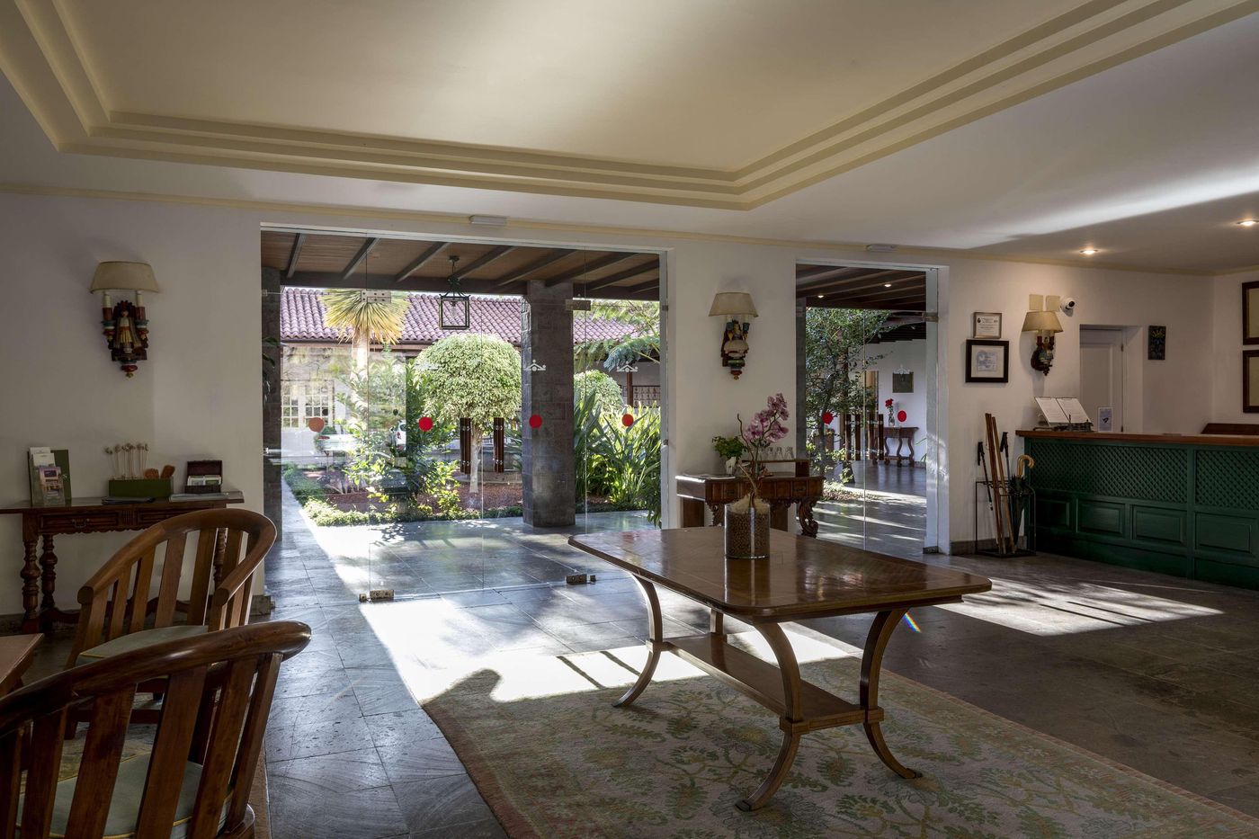 Parador-de-la-Palma-Lobby-57