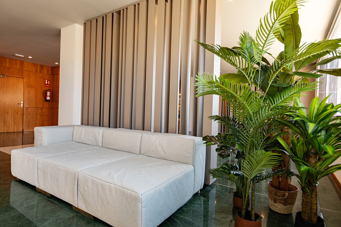 TRYP-Indalo-Almeria-Hotel-Lobby-37