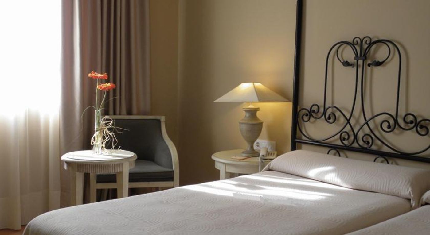 Alboran-Algeciras-Room-18