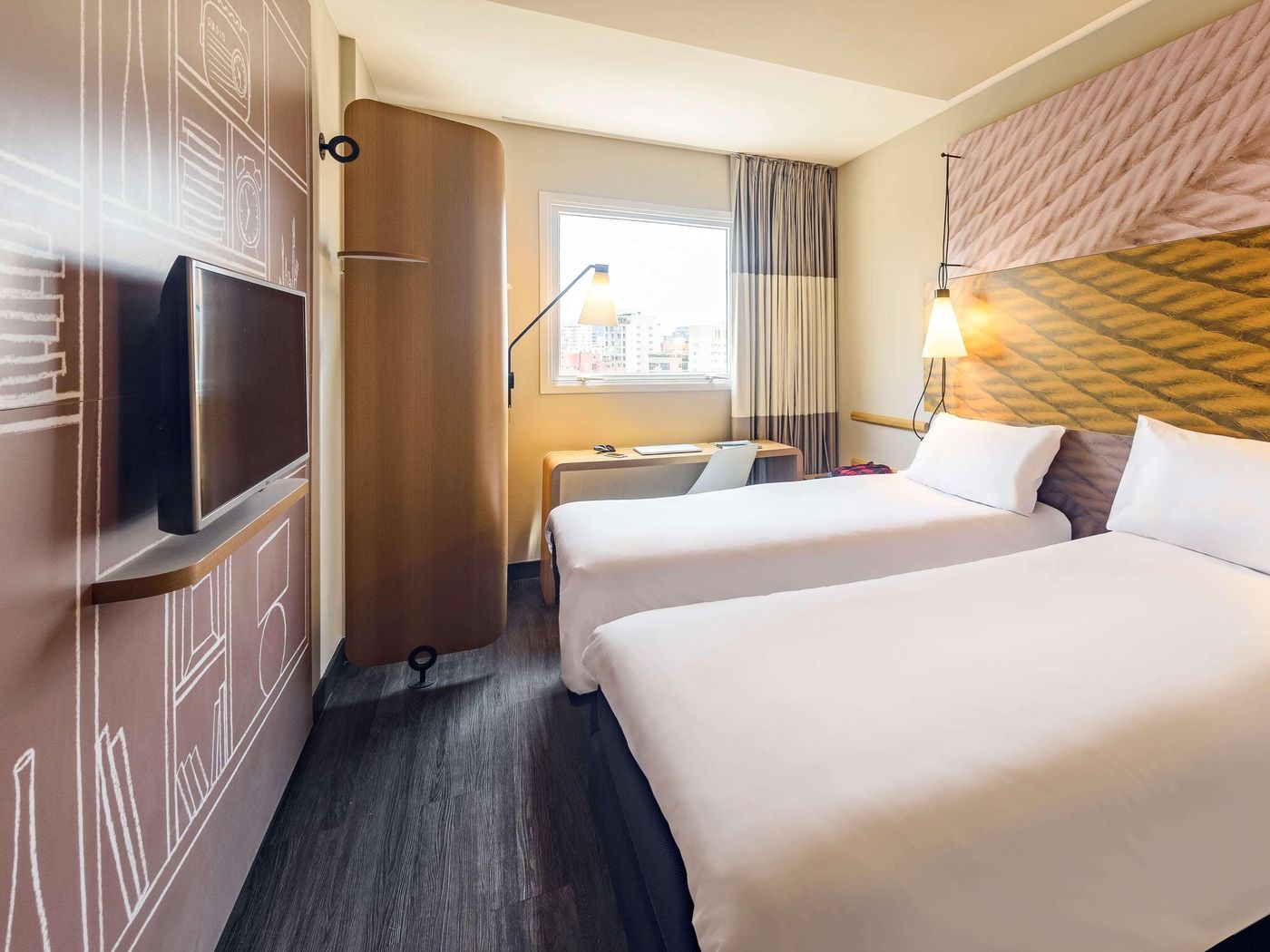 Ibis-Lisboa-Liberdade-Room-25