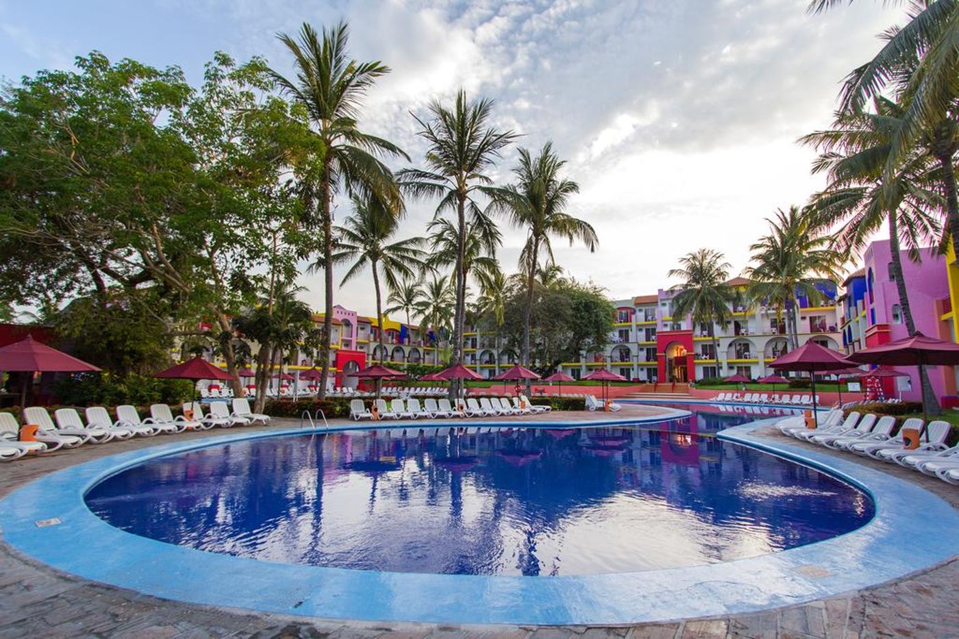 Royal Decameron Complex