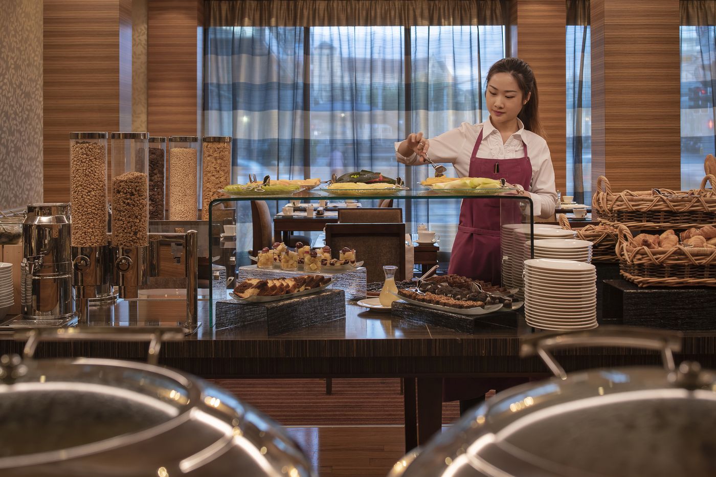 Warwick-Geneva-Restaurant-29