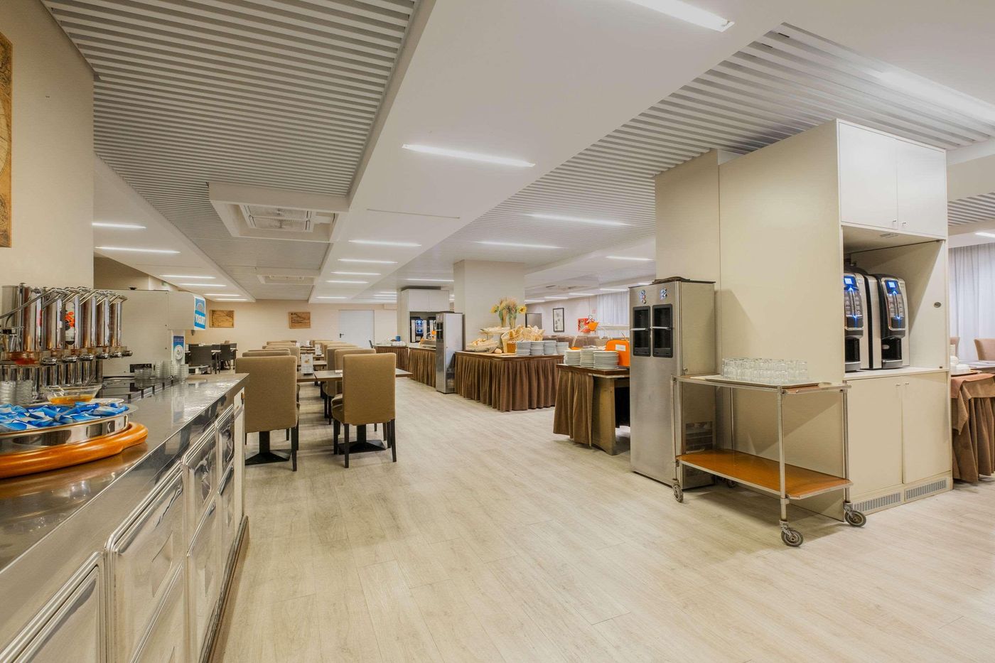 Hotel-Delfino-Restaurant-49