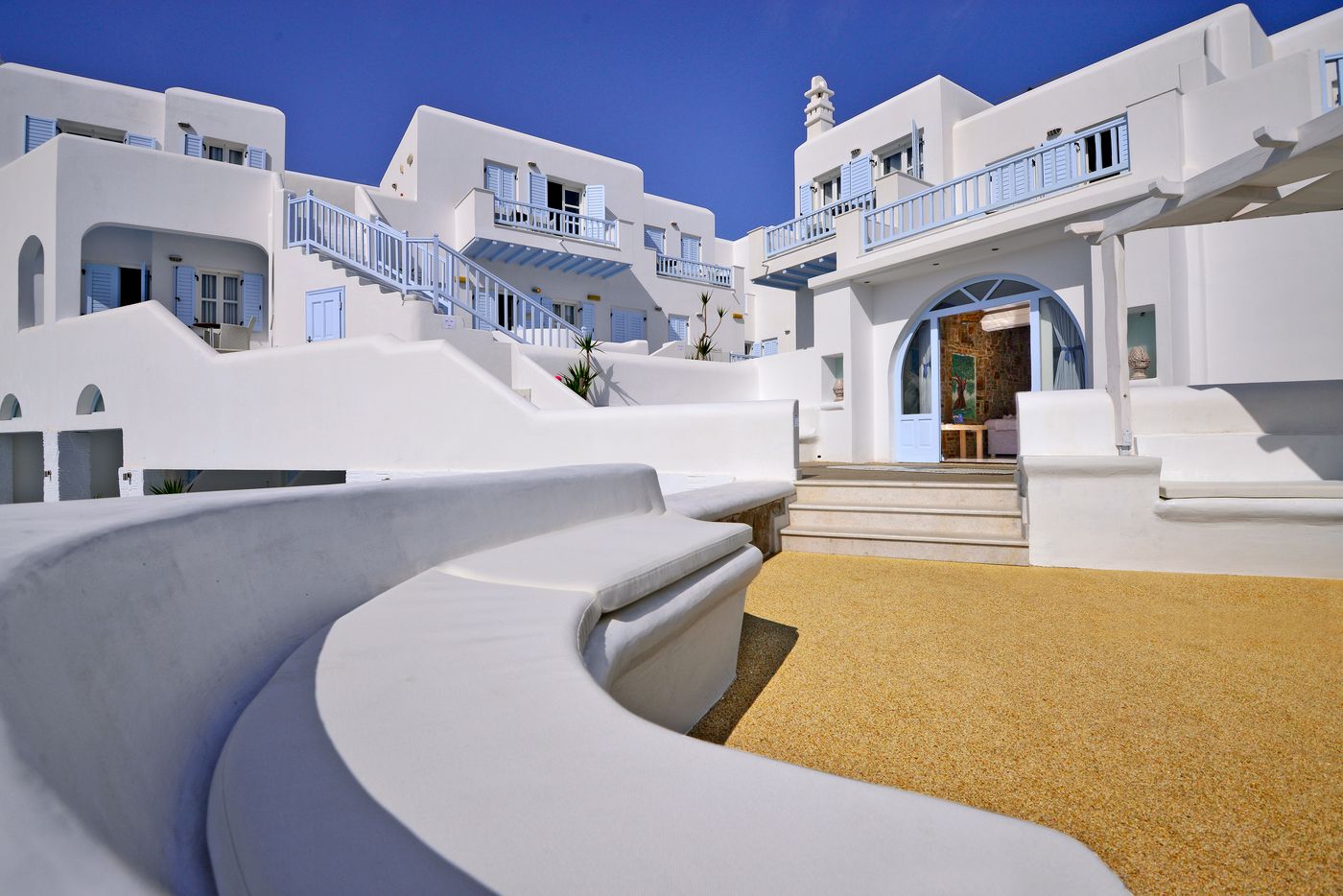 Petinos-Beach-General-view-10