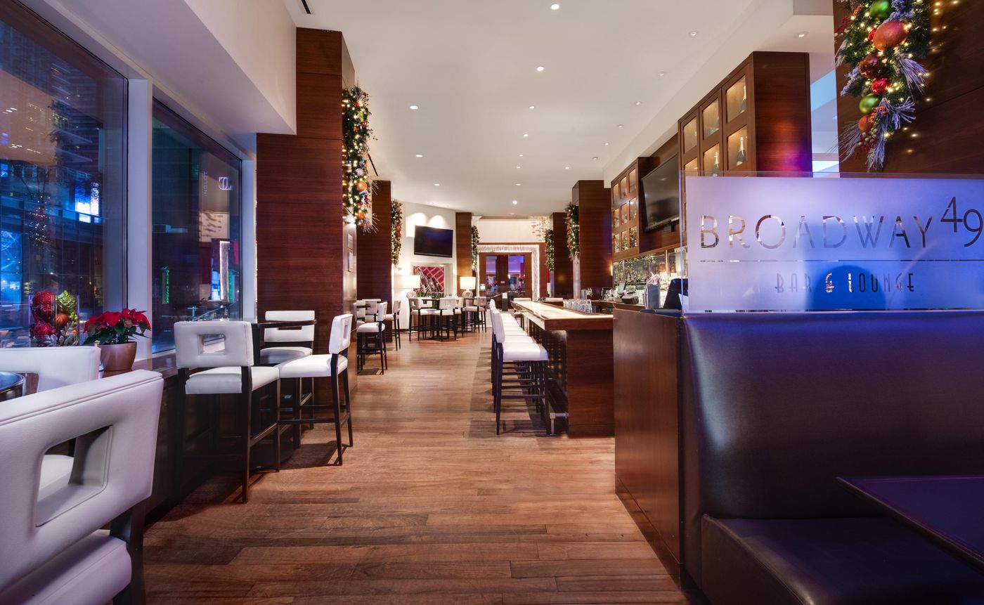 Crowne-Plaza-Times-Square-Manhattan-Bar-17