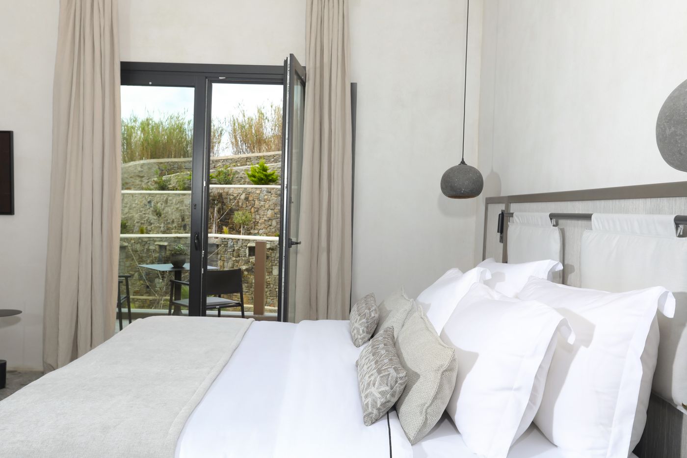 Aeonic-Suites---Spa-Room-41