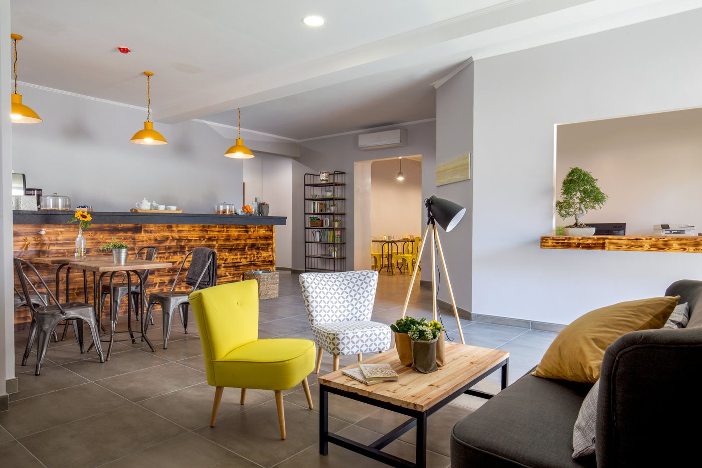 Urban-Garden-Hotel-Lobby-3