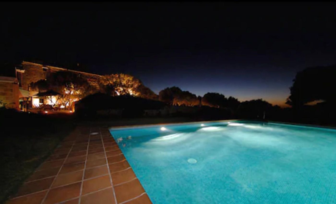 Alcaufar-Vell-Hotel---Restaurant-Pool-32