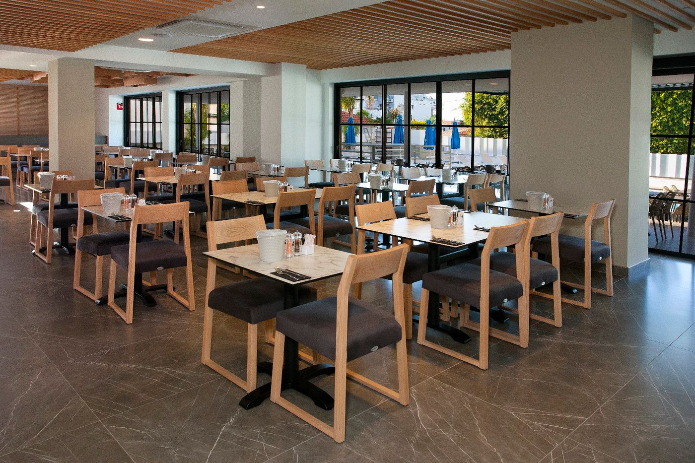 Pefkos-Hotel-Restaurant-18