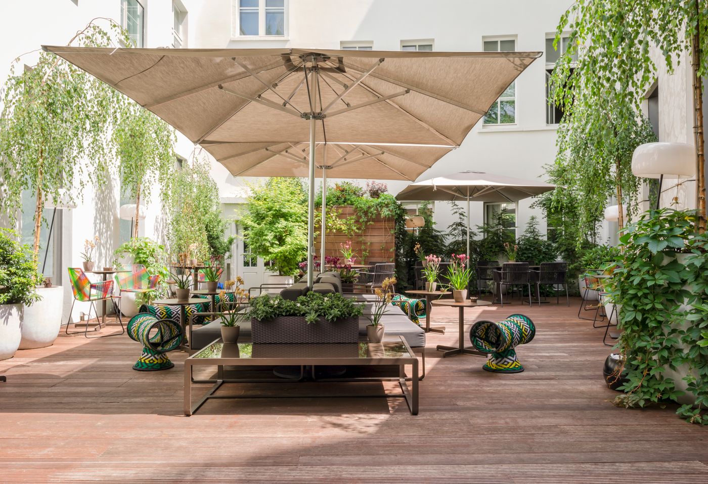 So--Berlin-Das-Stue-Terrace-57