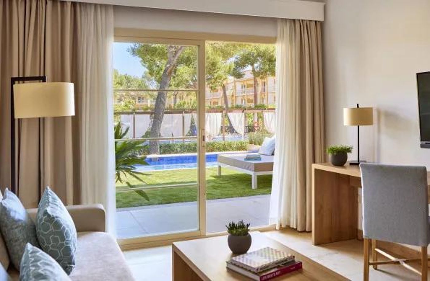 Zafiro Mallorca & Spa - 1 Bedroom Suite