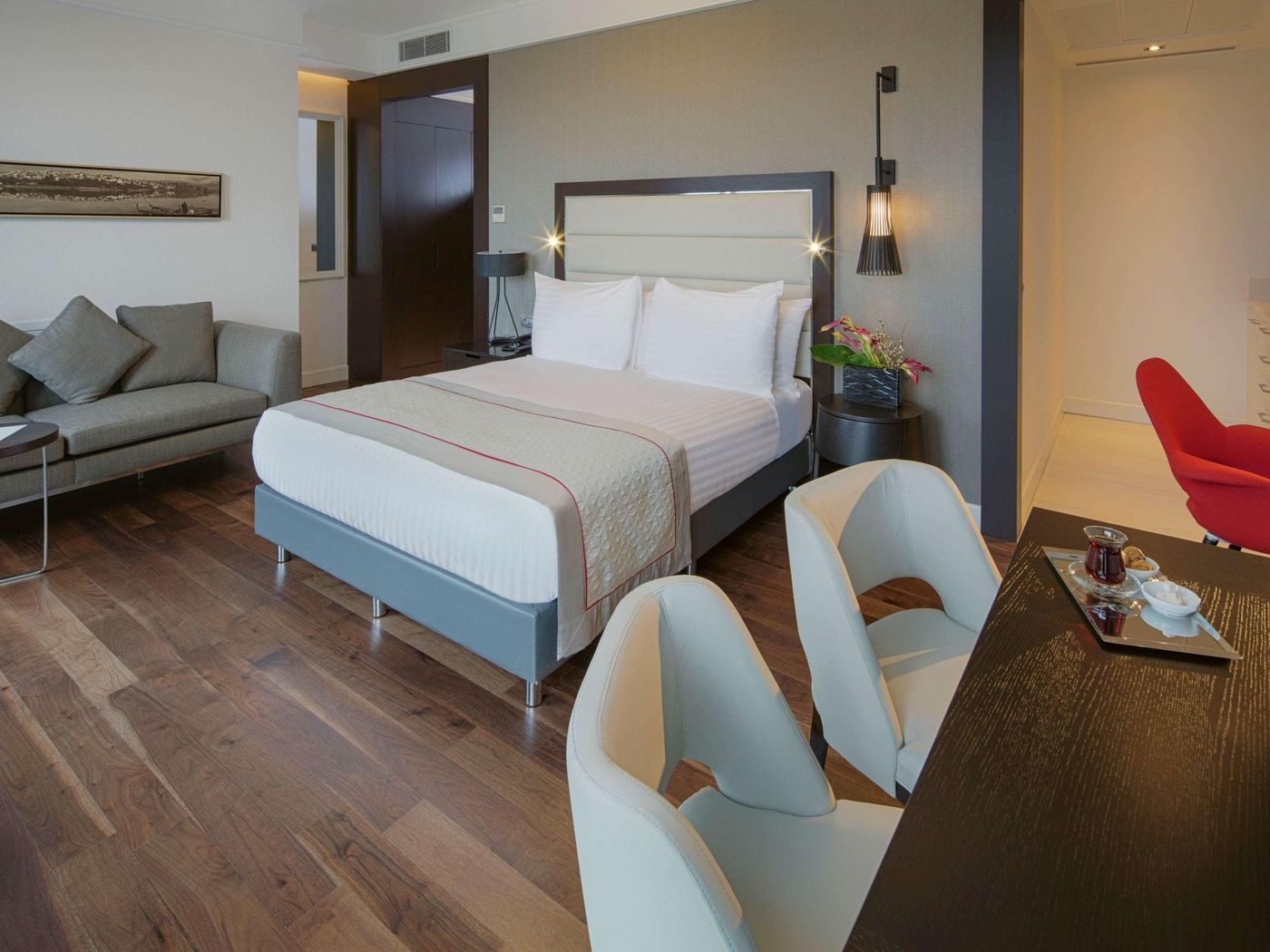 Movenpick-Hotel-Istanbul-Golden-Horn-Room-33