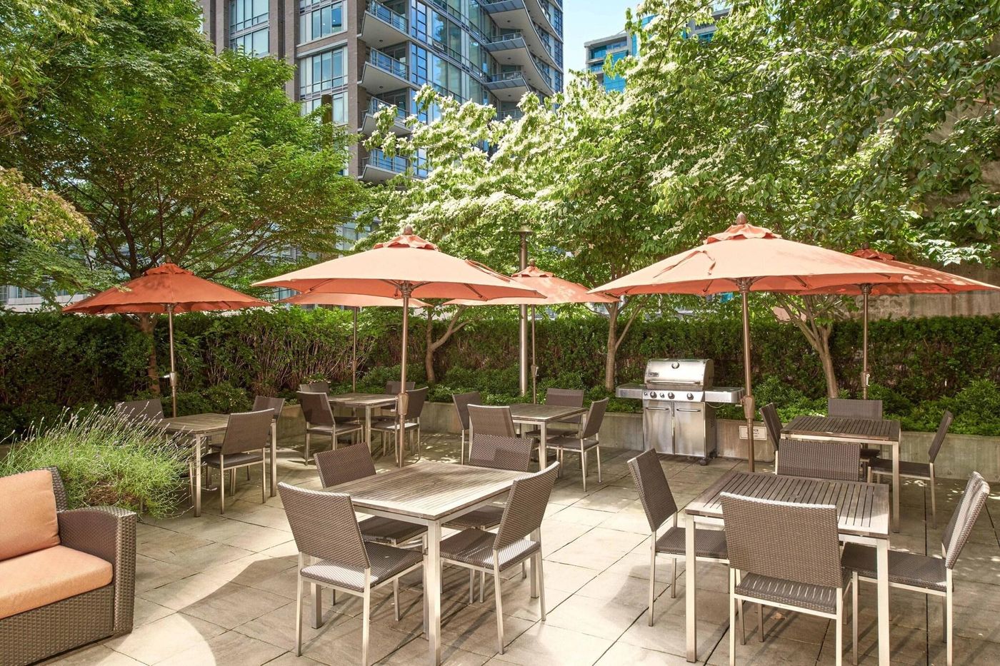 Residence-Inn-By-Marriott-Vancouver-Downtown-Sports-and-Entertainment-30