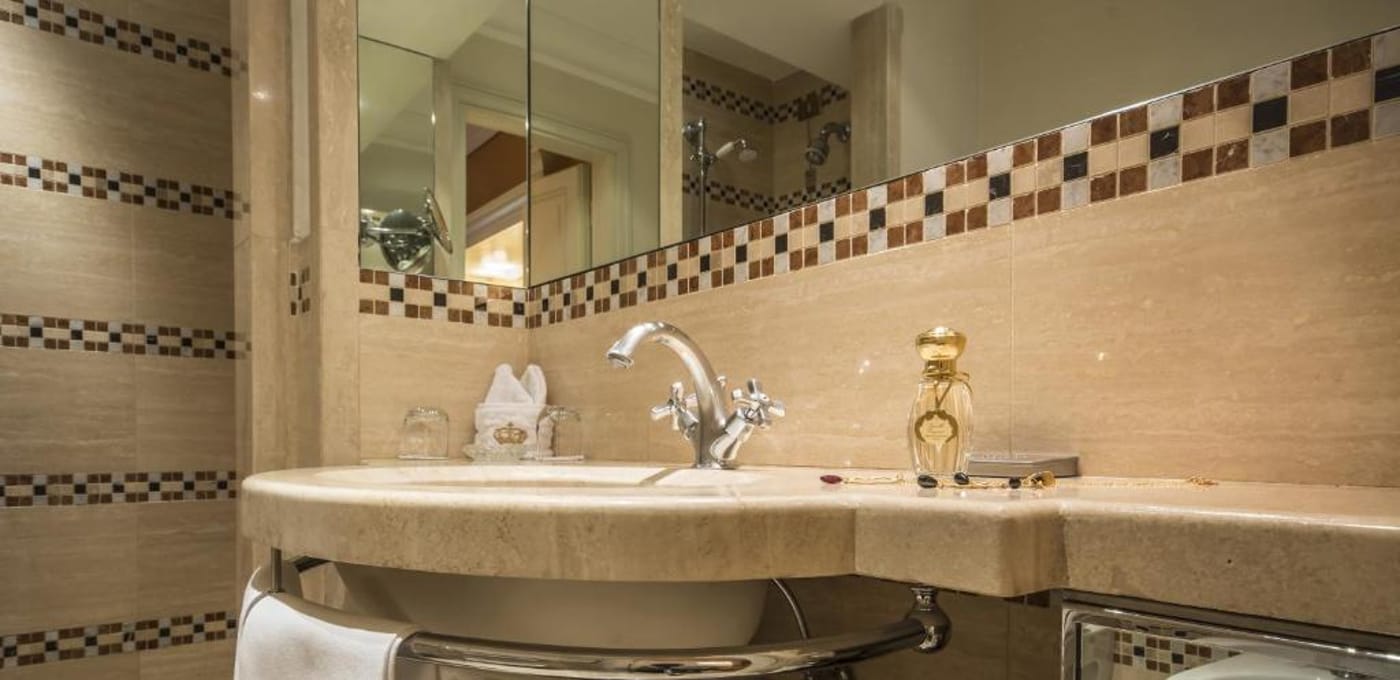 Hotel Corona d'Oro - Italy - BOLOGNA - Room - 7