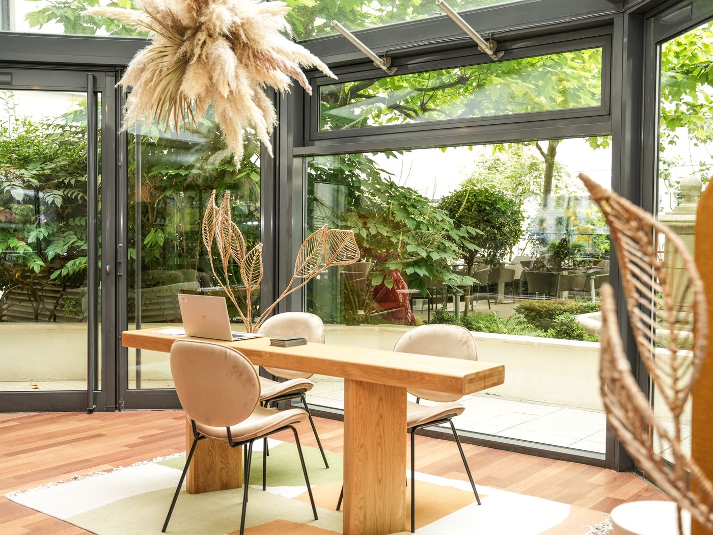 Mercure-Paris-Gare-Montparnasse-TGV-Lobby-15