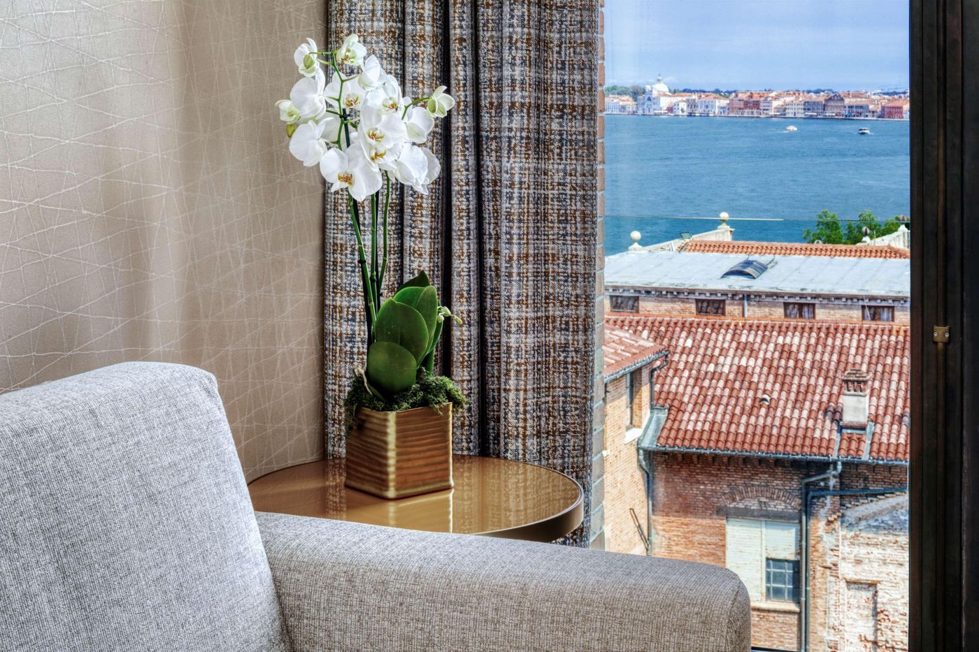 Hilton-Molino-Stucky-Venice-Room-4