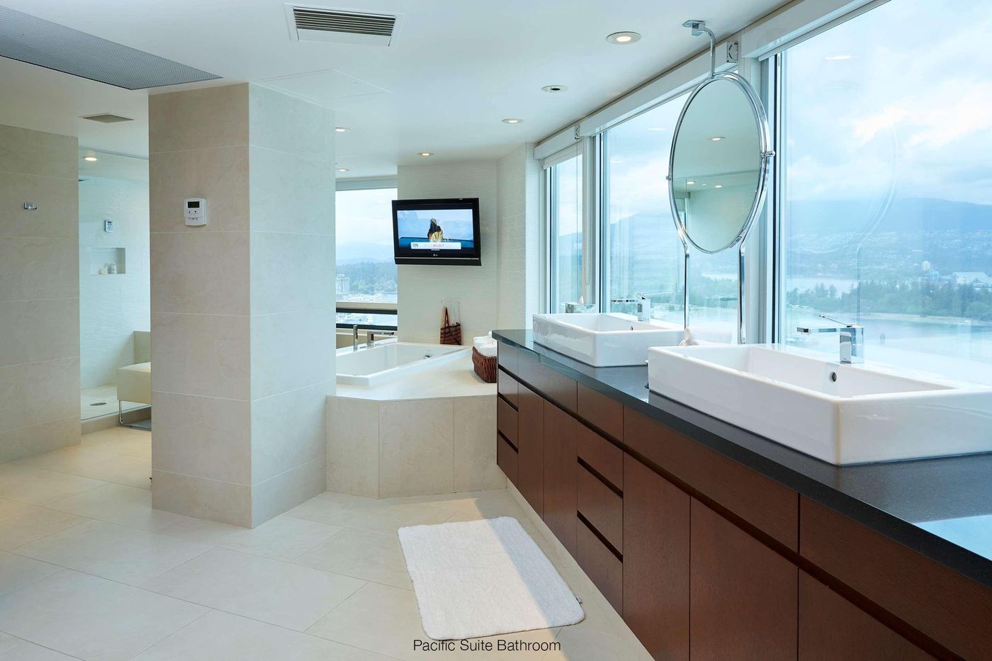 Pan-Pacific-Vancouver-Room-26