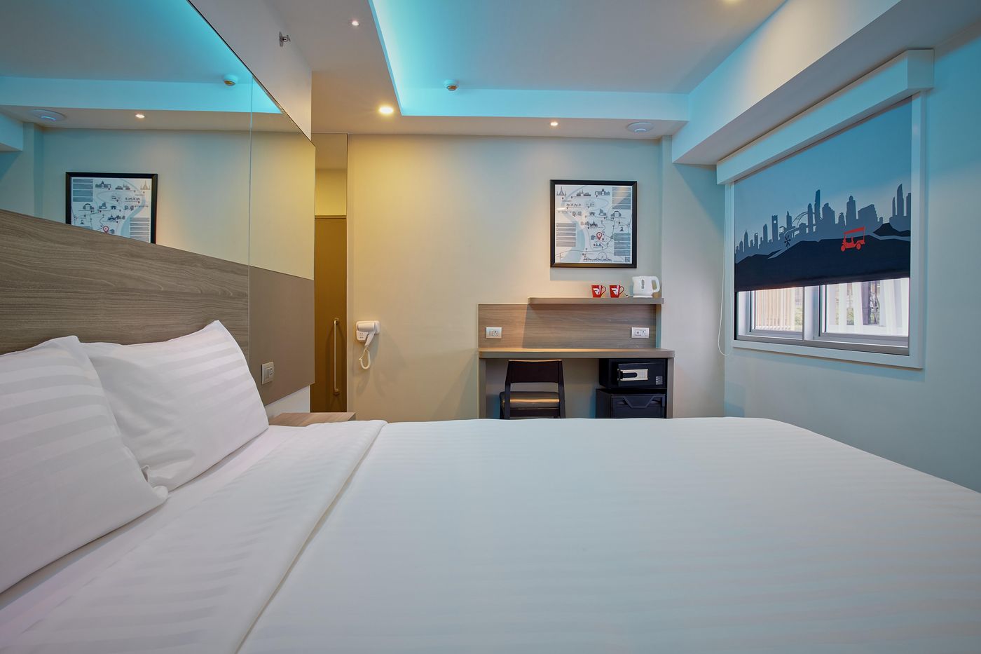 Red-Planet-Bangkok-Surawong-Room-19