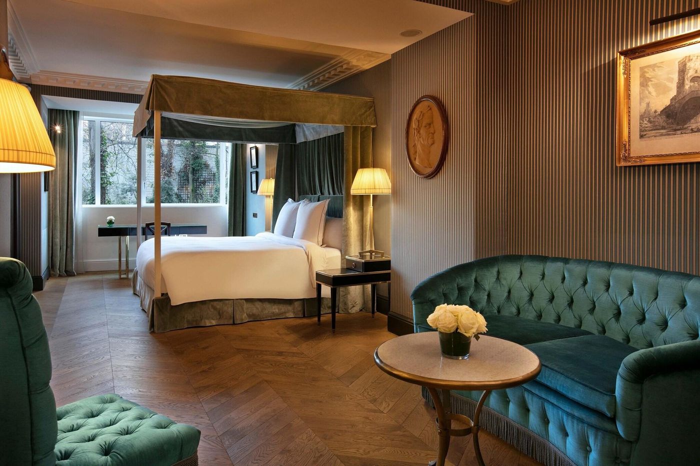 Hotel-de-Berri-Champs-Elysees--a-Luxury-Collection-Hotel--Paris-Room-27