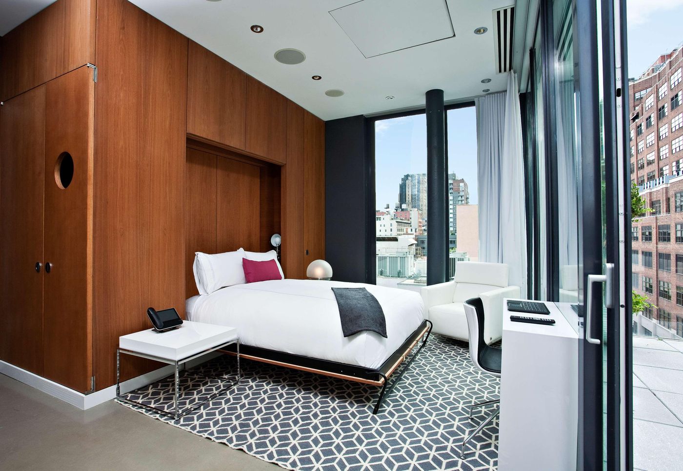 Dream-Downtown-Part-of-Hyatt-Room-11
