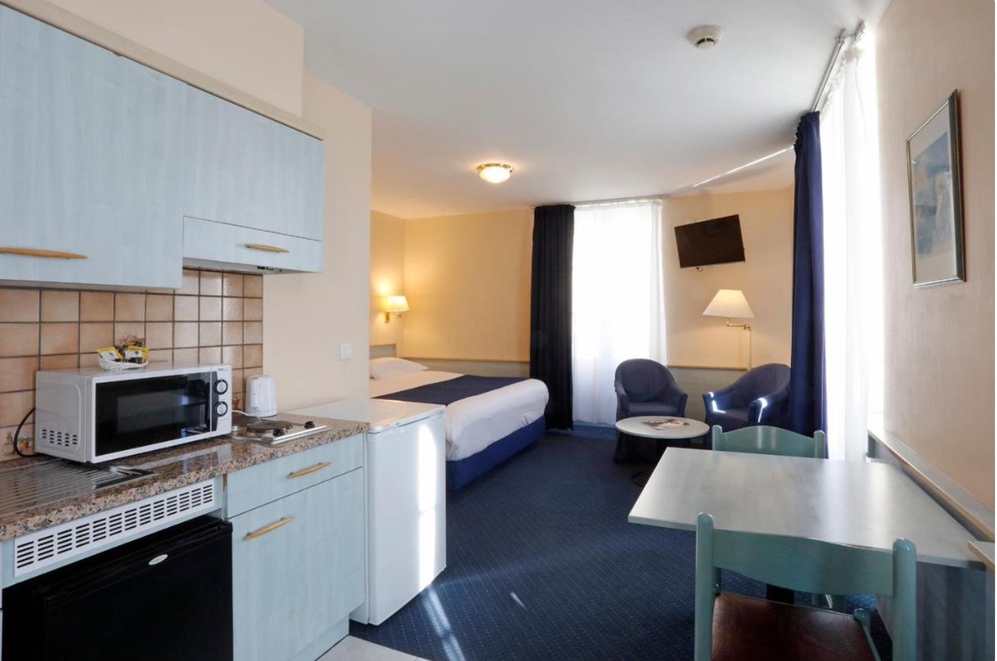 Le-Montbrillant-Room-4