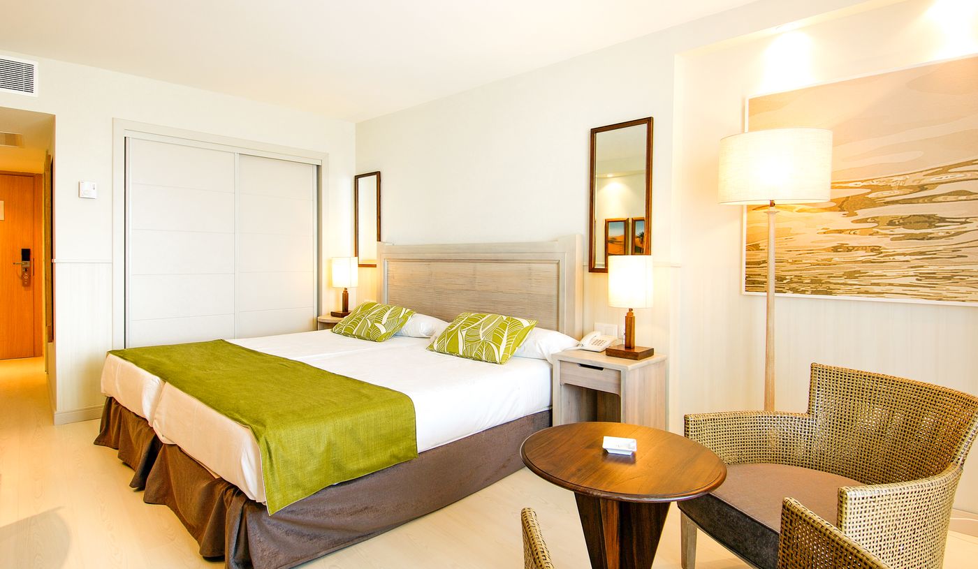 Hotel-Tenerife-Golf---Sea-View-Room-13