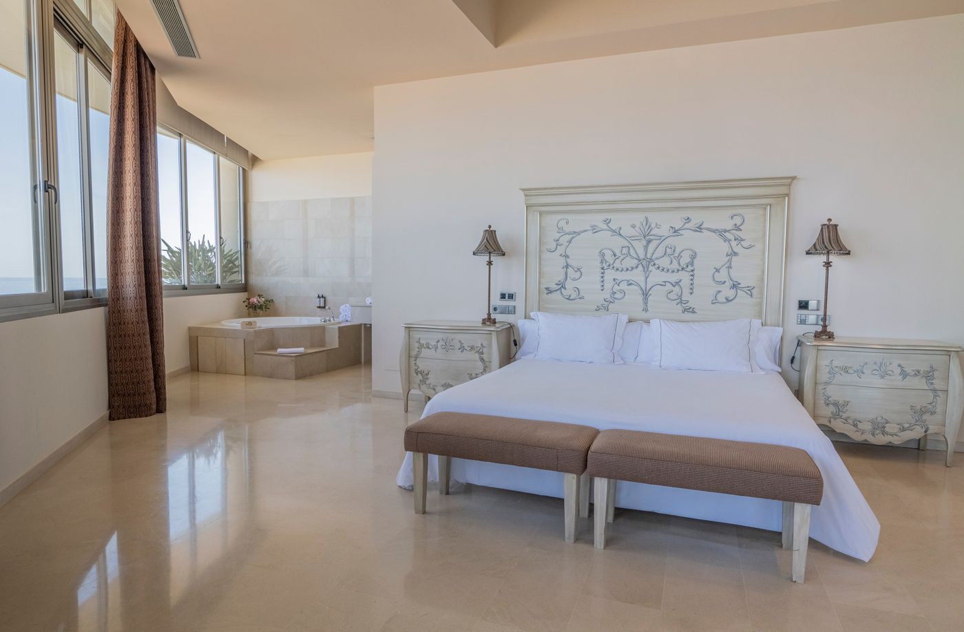 Puerto-Juan-Montiel-Spa-and-Base-N----utica-Room-28