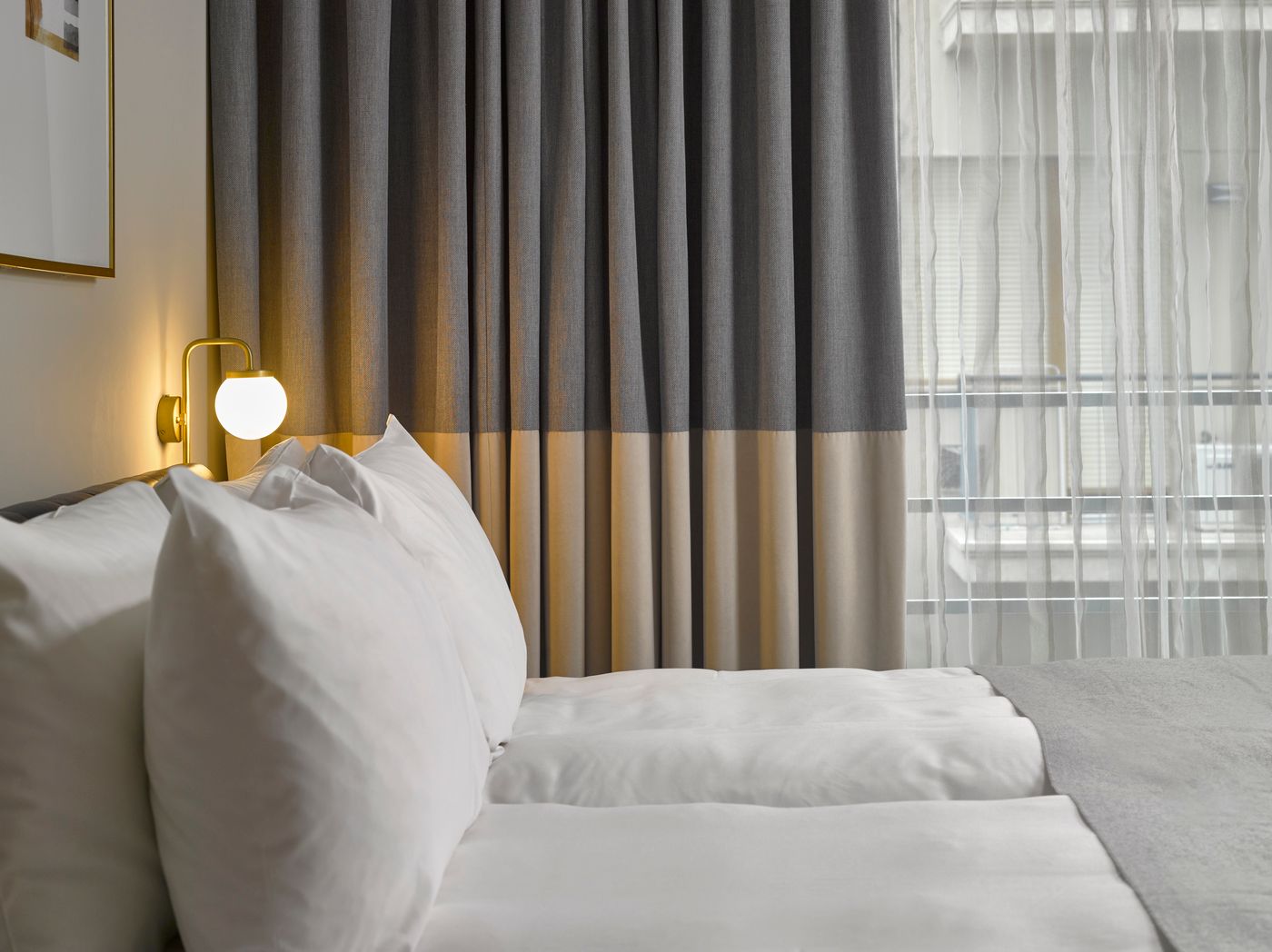 K-K-Hotel-Fenix-Room-40