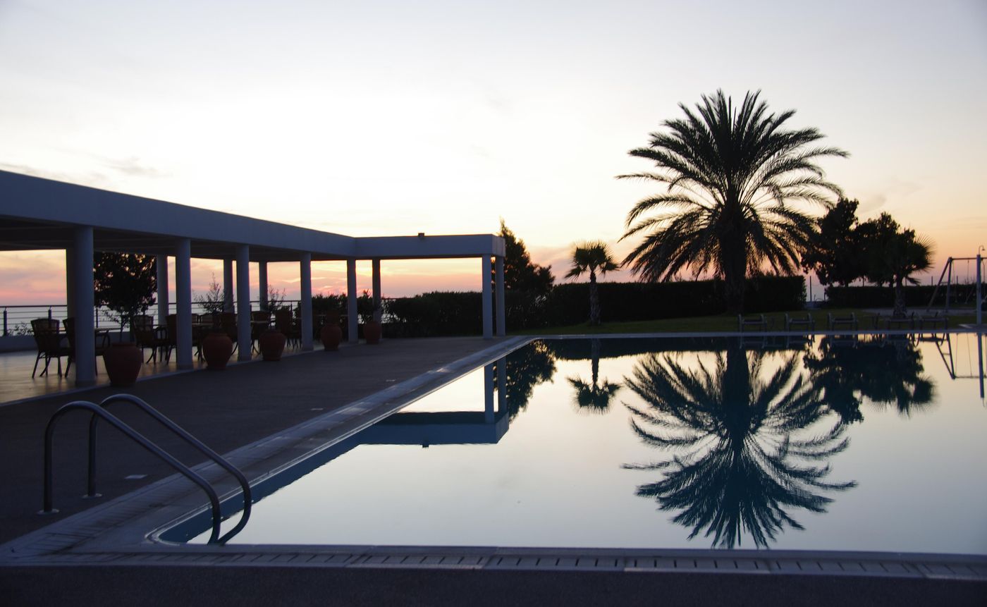 Royal-Blue-Hotel---Spa-Paphos-Pool-14