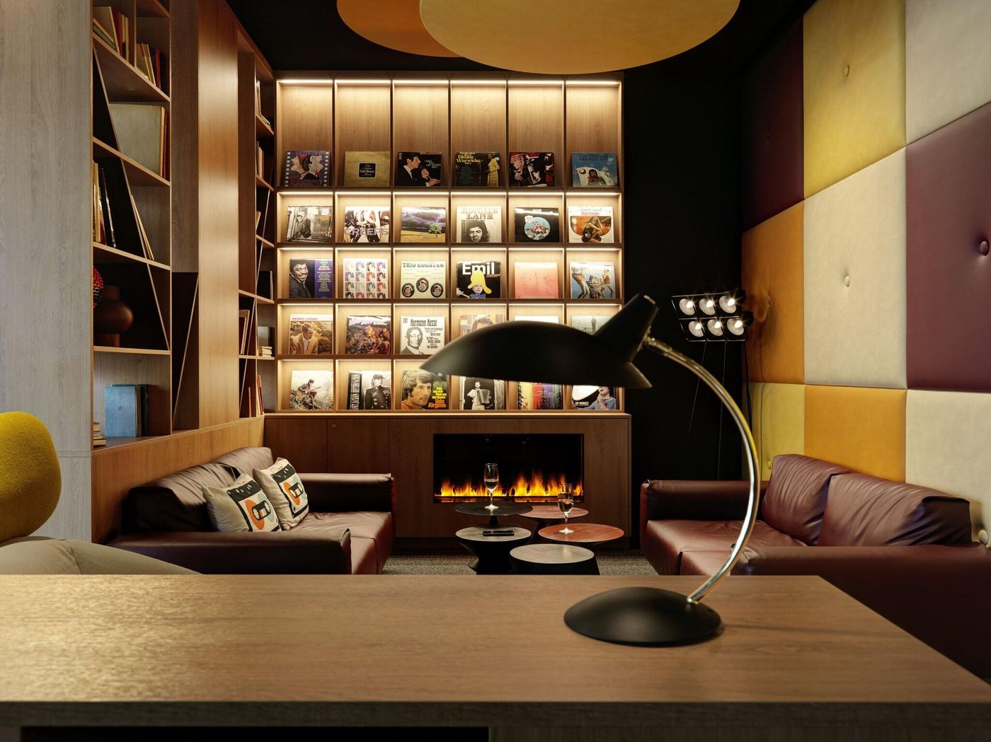 Holiday Inn Zurich Messe-Switzerland-ZURICH-General view-9