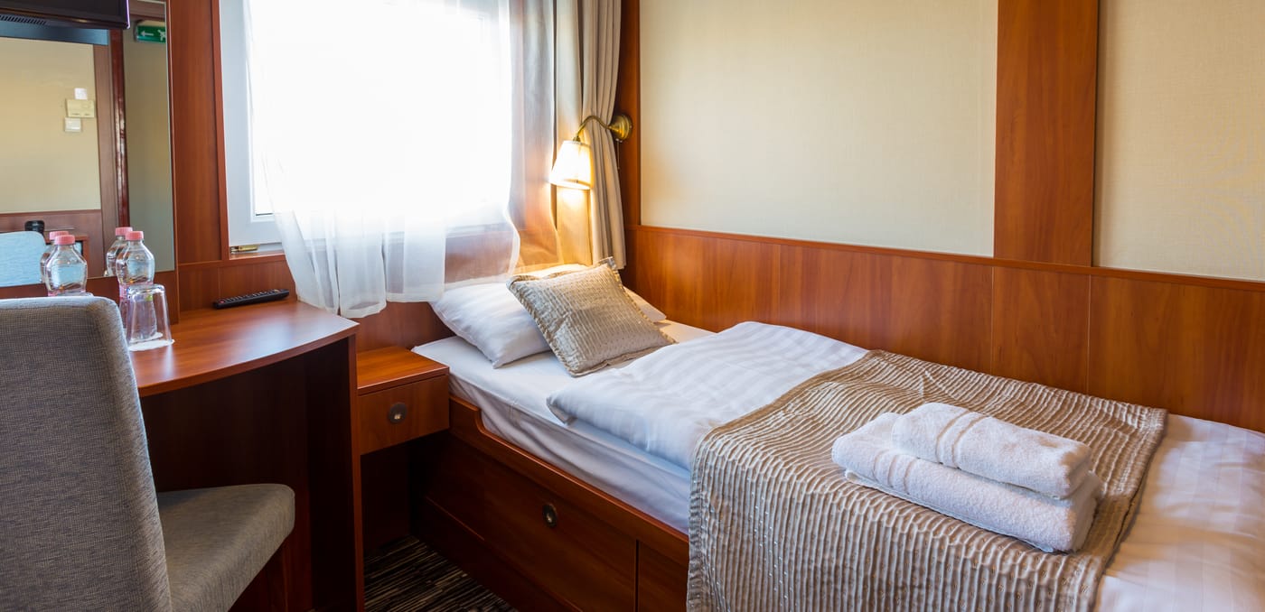 Grand-Jules-Boat-Hotel-Budapest-Room-13