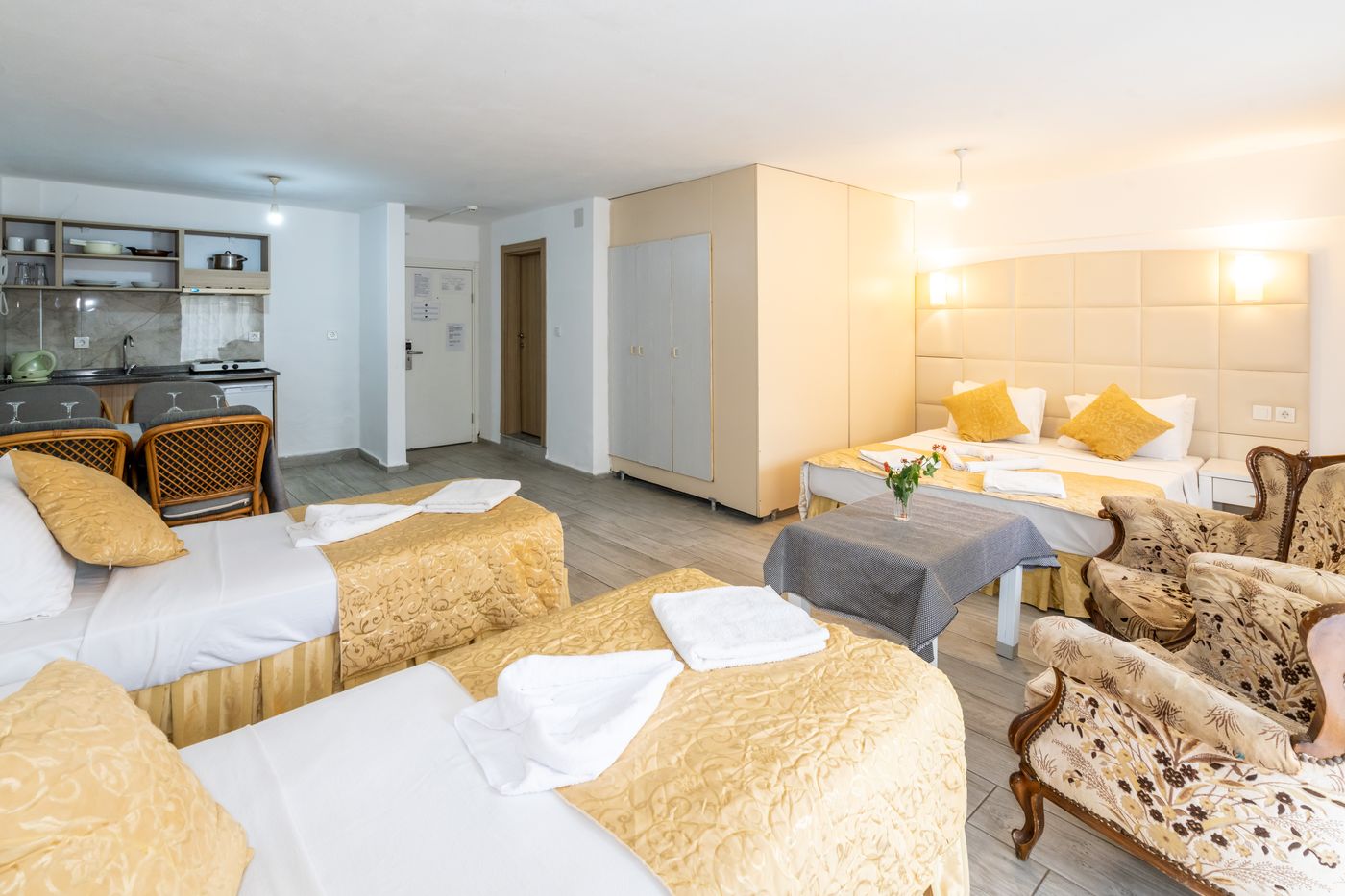 Grand-Villa-Sol-Apart-Room-32