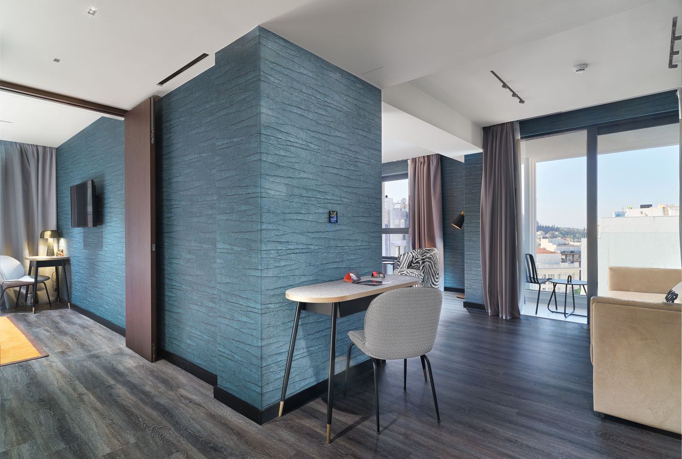 NYX-Esperia-Palace-Athens-by-Leonardo-Hotels-Room-12