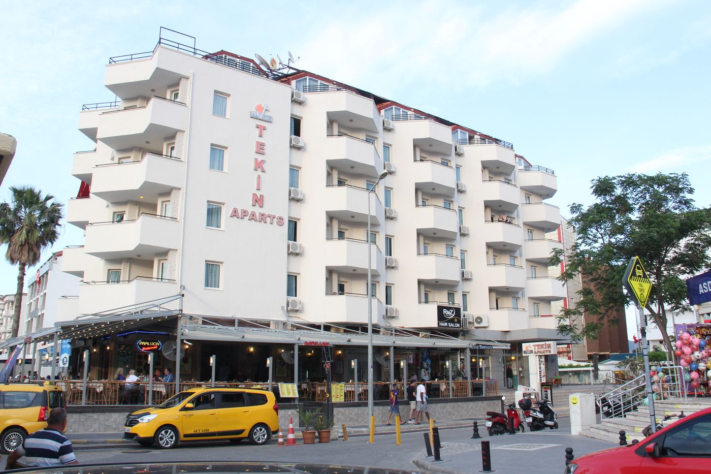 Tekin Apartments