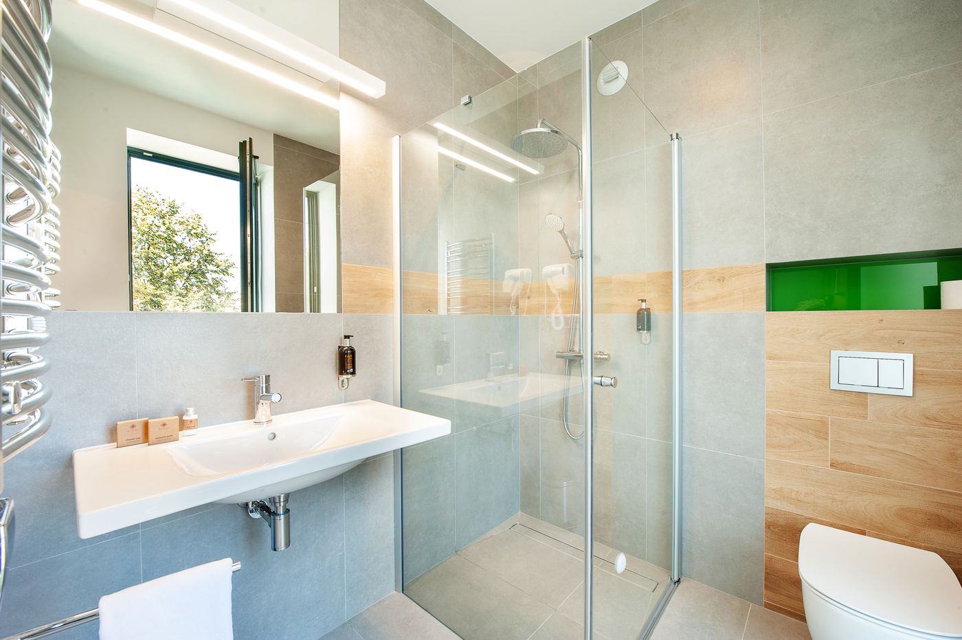 Plaza-Boutique-Hotel-Room-36