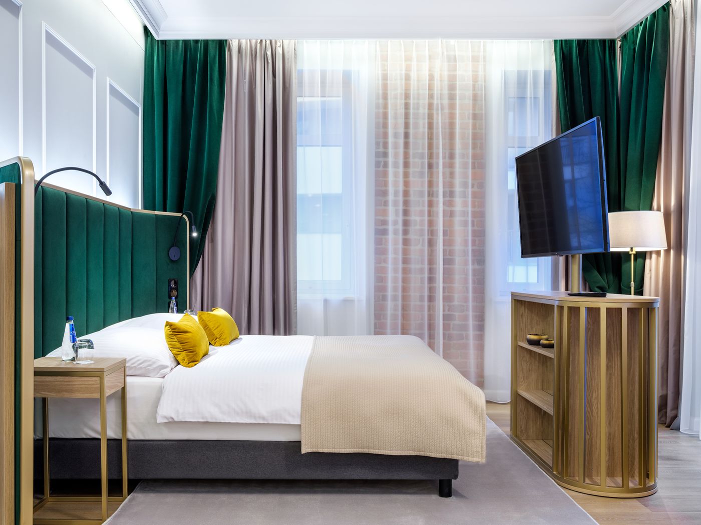 Hotel-Golden-Queen-Room-32