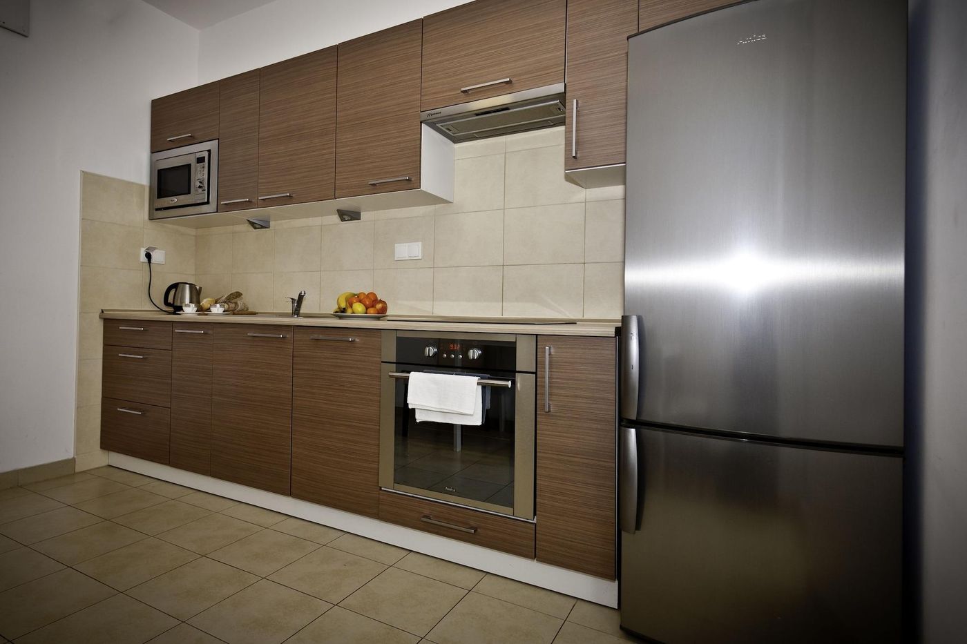 Senator-Warsaw-Apartments-Room-23
