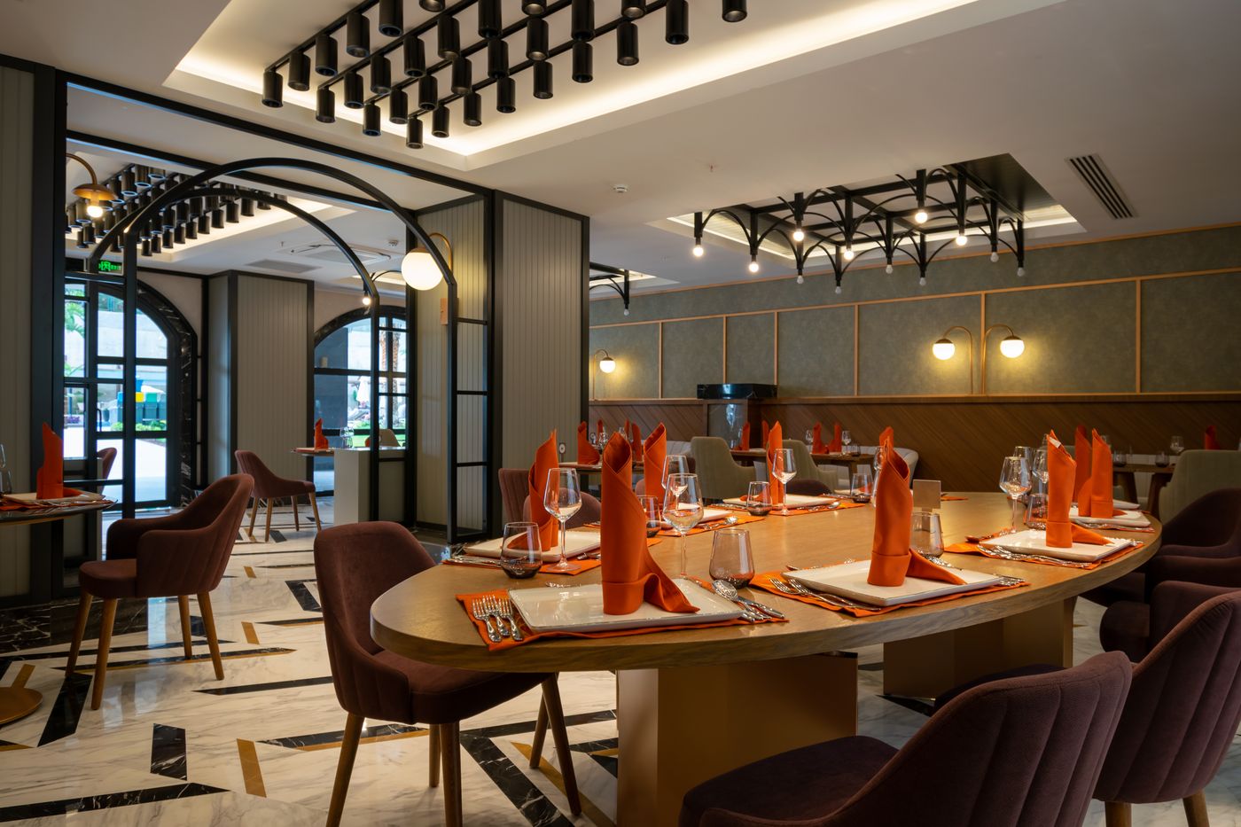 Armas-Bella-Luna-Restaurant-55