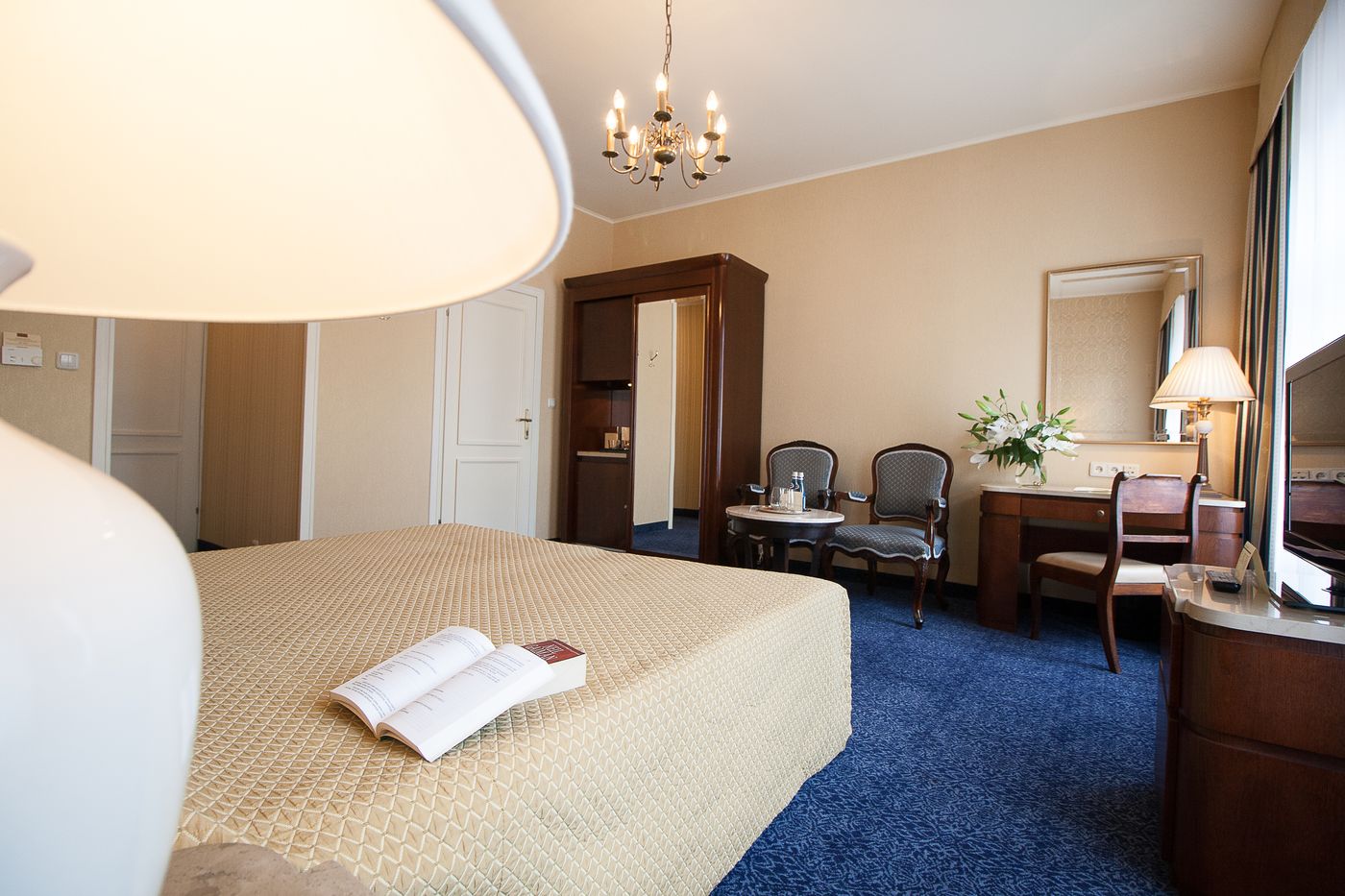 Grand-Krakow-Room-9