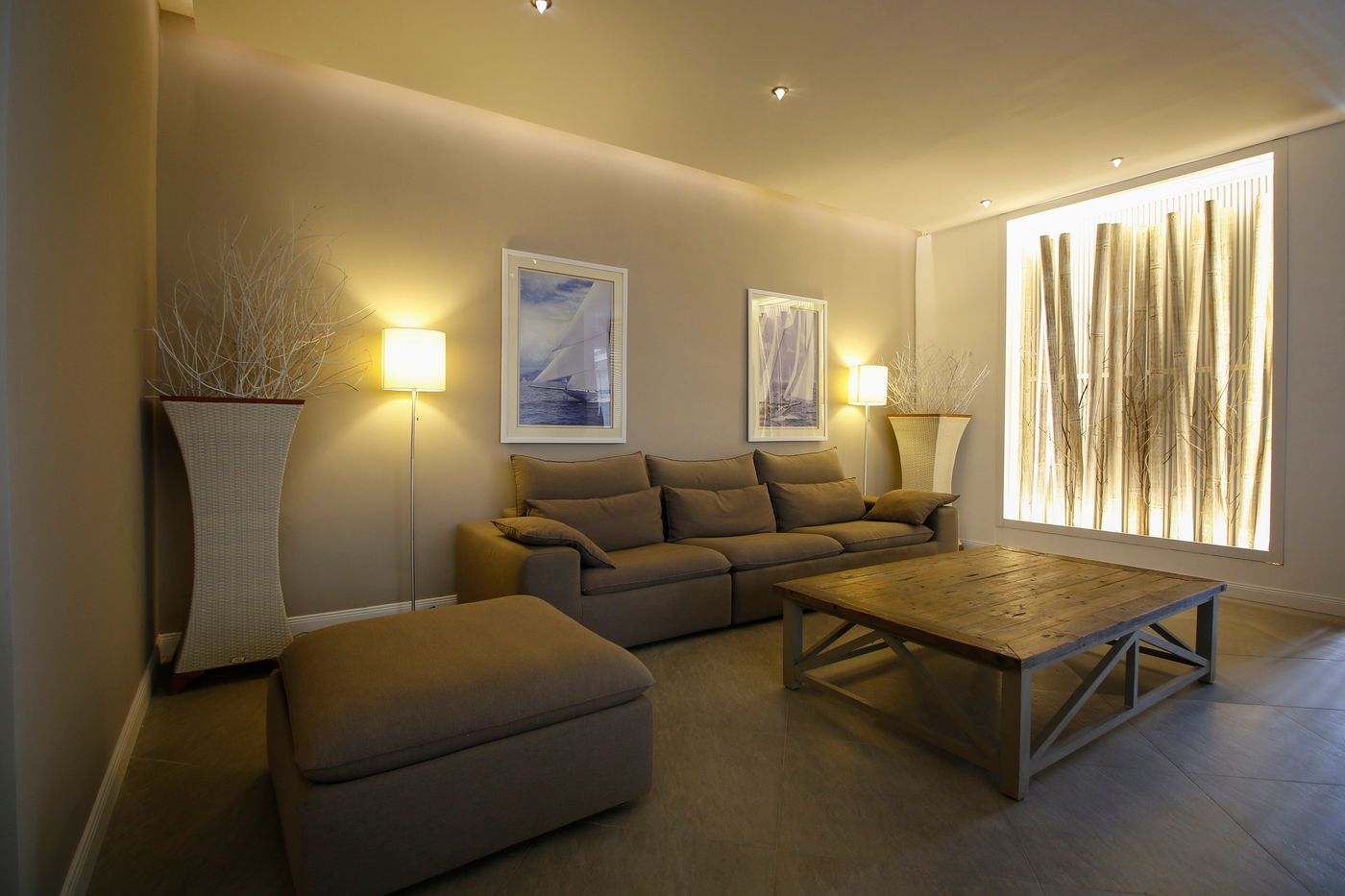Munamar-Beach-Residence-Lobby-45