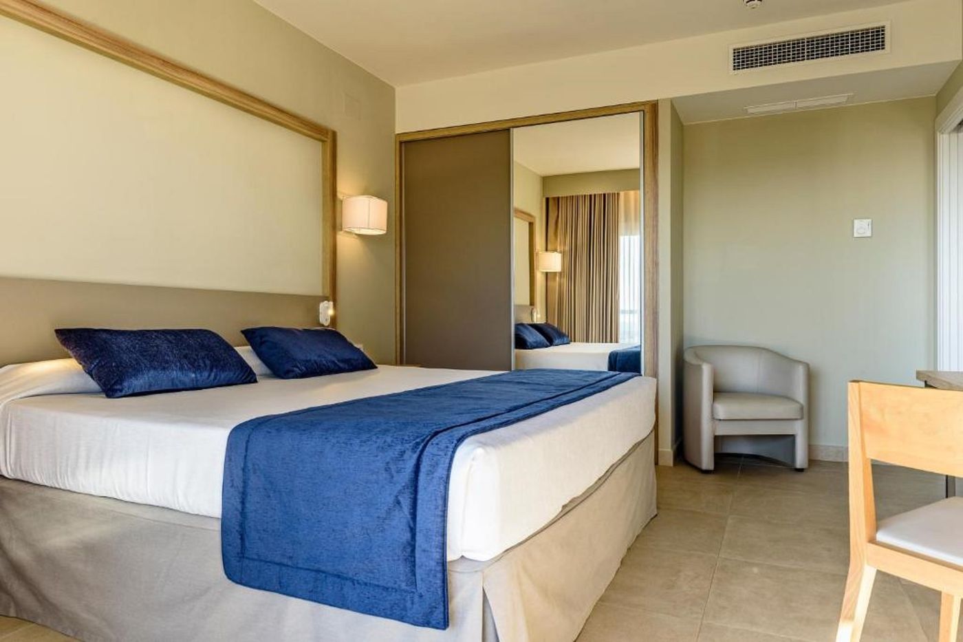 Hotel-Resort---Spa-Estival-Park-Room-16