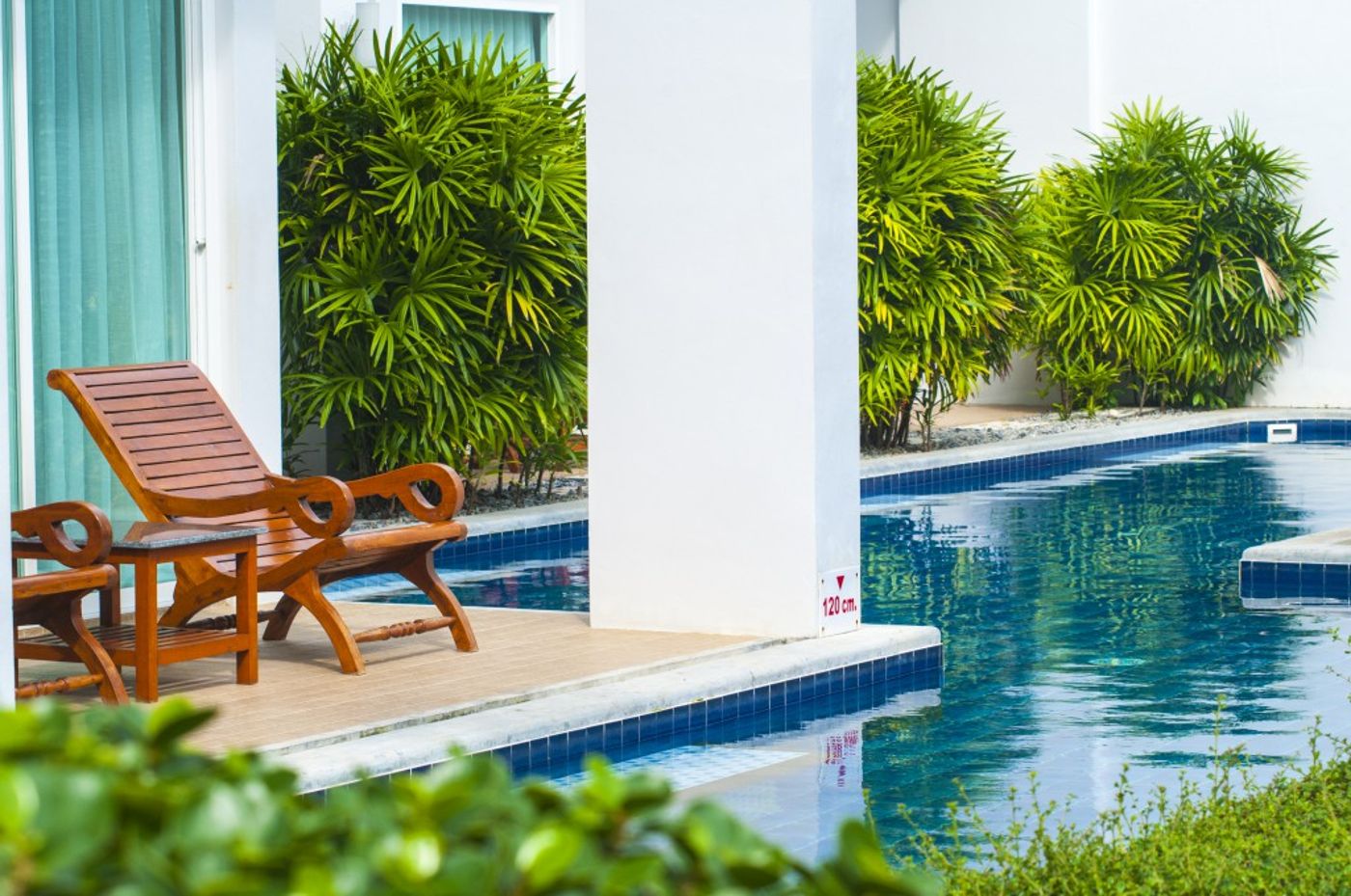 BLU-PINE-Villa---Pool-Access-Pool-13
